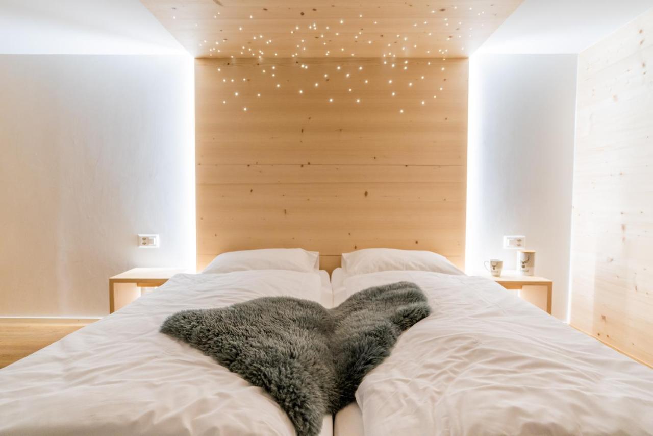 Hotel Wasserfall Jaun Ngoại thất bức ảnh