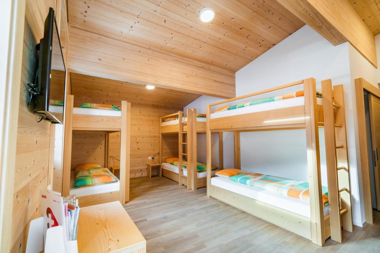 Hotel Wasserfall Jaun Ngoại thất bức ảnh